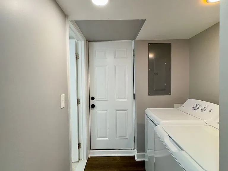 7441 Berkshire Rd — Photo 16