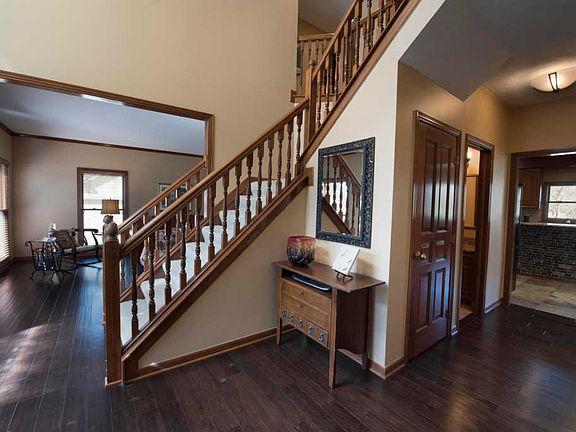 5th image of 5844 Rushwood Dr