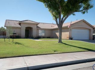 1076 Calle Del Sol, Brawley, CA 92227