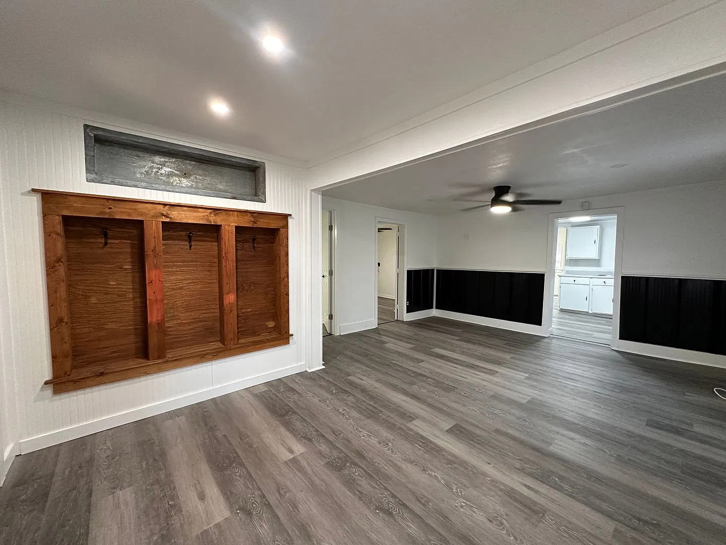 Remodeled 3 Bedroom 1.5 Bathroom Home | Wood Floors | Laundry Connections — Photo 3