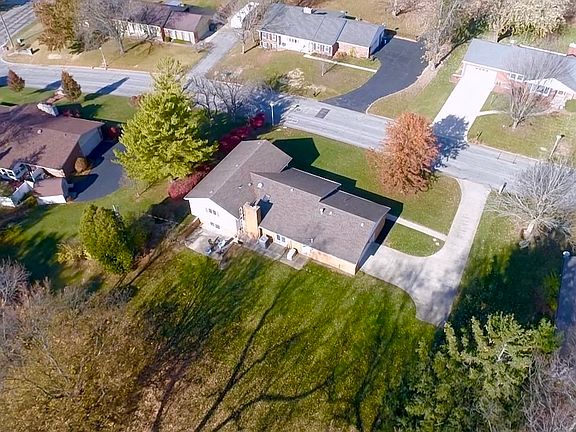 4th image of 3011 Dorothy Ln