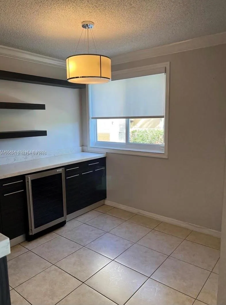 Royal Grand Condo — Photo 2