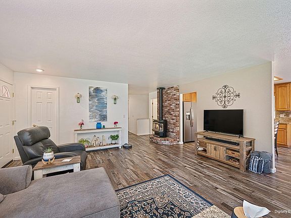 5th image of 1205 Tokayana Ranch Ln