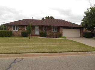 330 E Augusta Ave, Augusta, KS 67010
