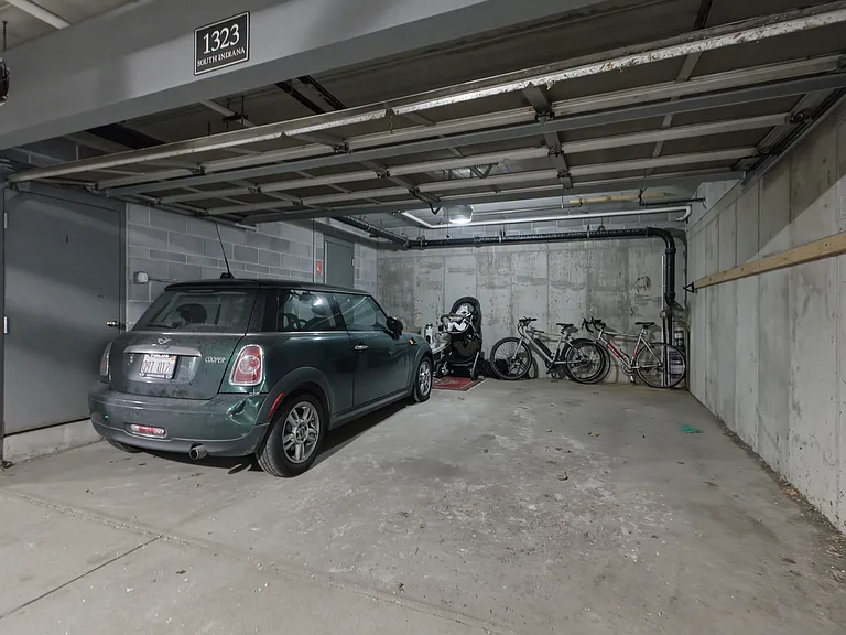 1323 S Indiana Pkwy #TOWNHOME — Photo 21