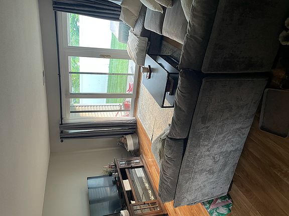 2nd image of 38 Nassau Dr