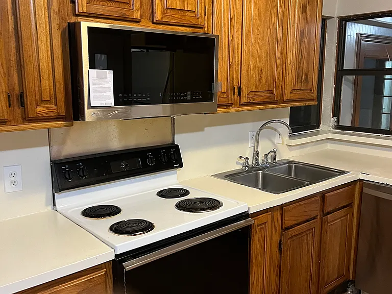 711 E Timberview Ln — Photo 15