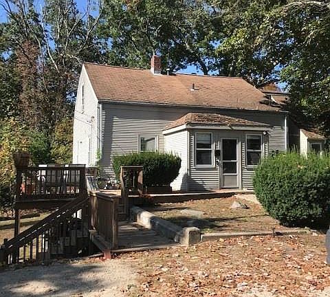 2nd image of 33 Woodland Ave