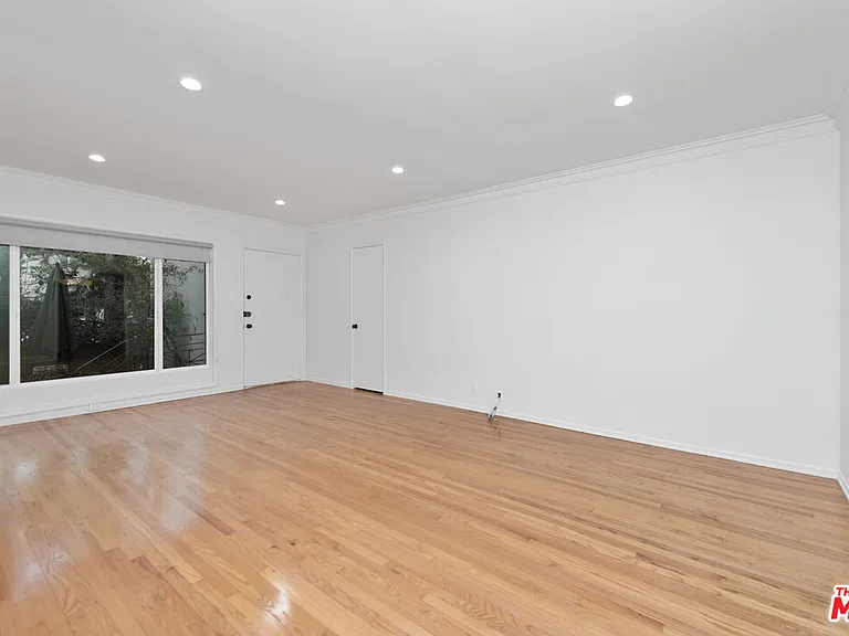 1208 N Crescent Heights Blvd #4 — Photo 4