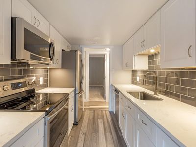 2525 S Dayton Way APT 2001, Denver, CO, 80231