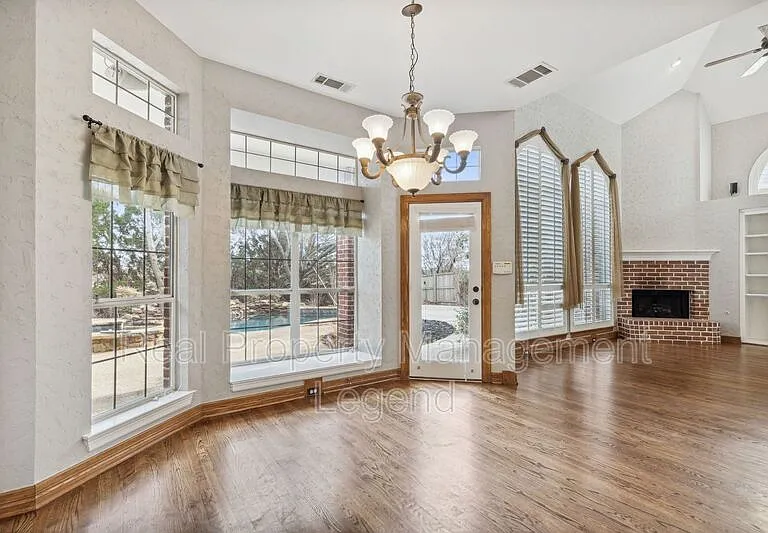 5004 Seville Ln — Photo 21