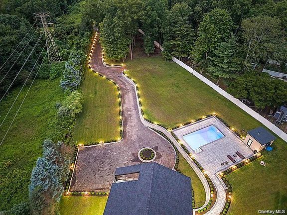 3rd image of 408 Buena Vista Road