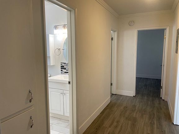 5th image of 455 S Catalina St APT 30