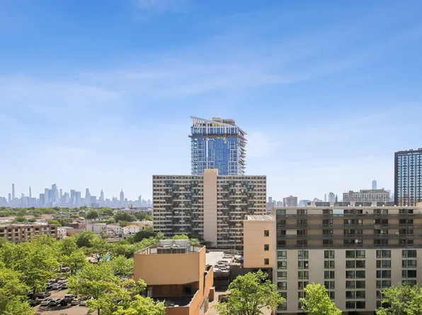 10 Huron Avenue image 26 of 37