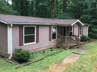 137 Creekwood Rd, Winder, GA 30680