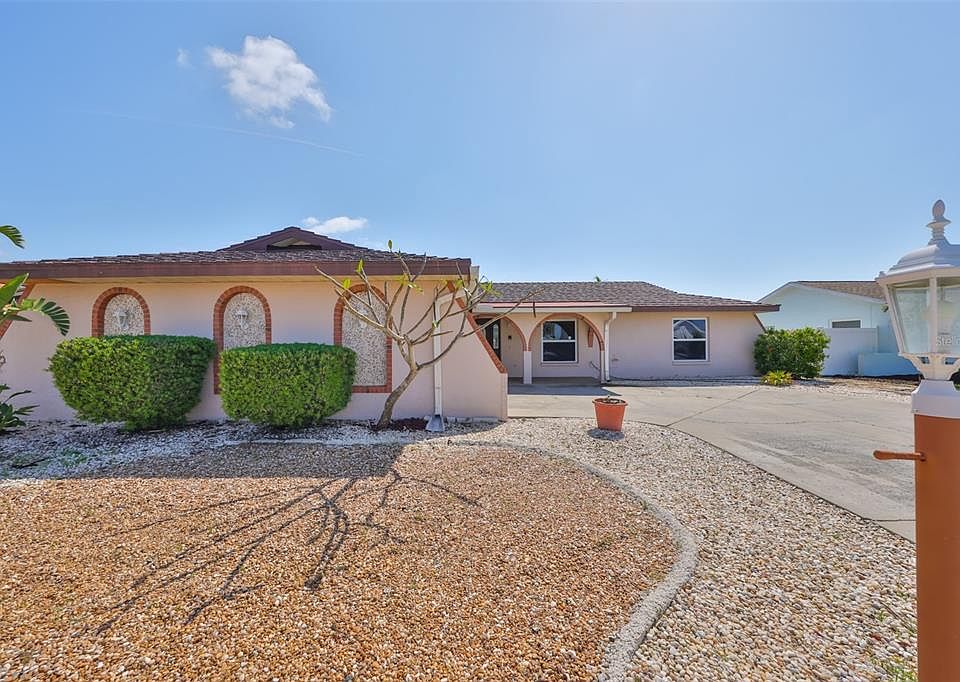 1st image of 6511 Santiago Ct