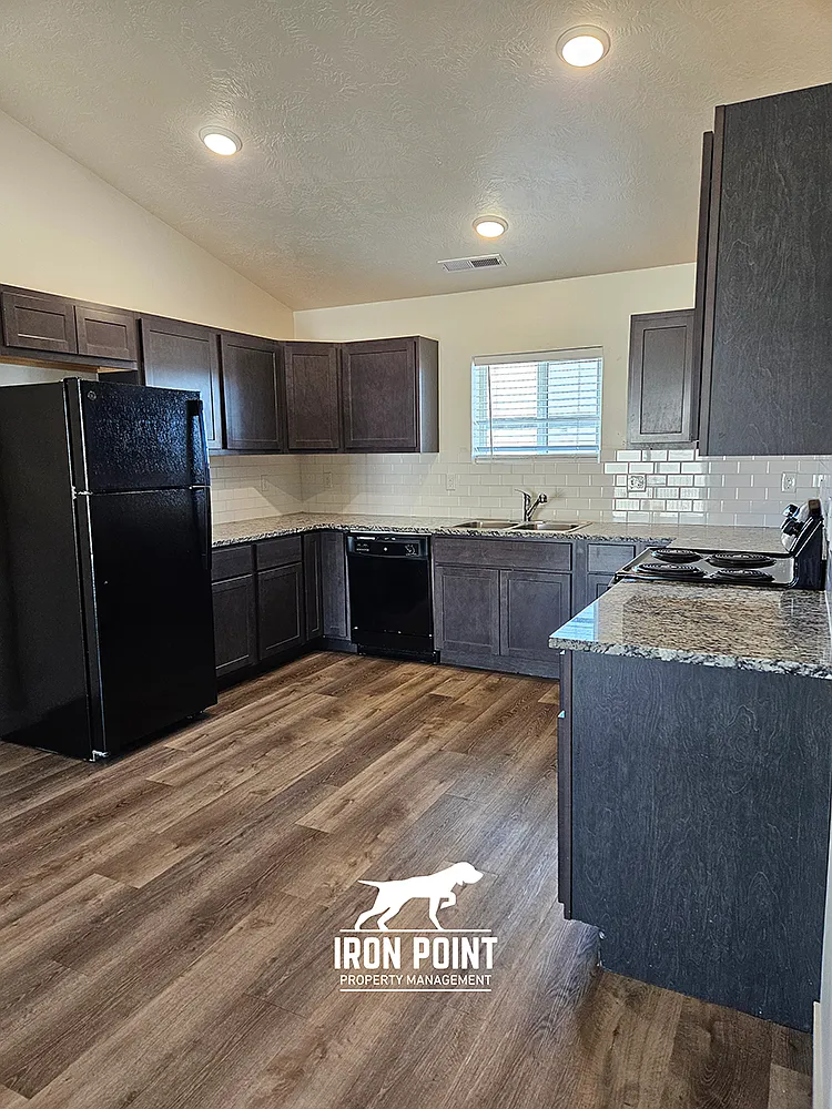 Canyon Crossing Apartments — Photo 2