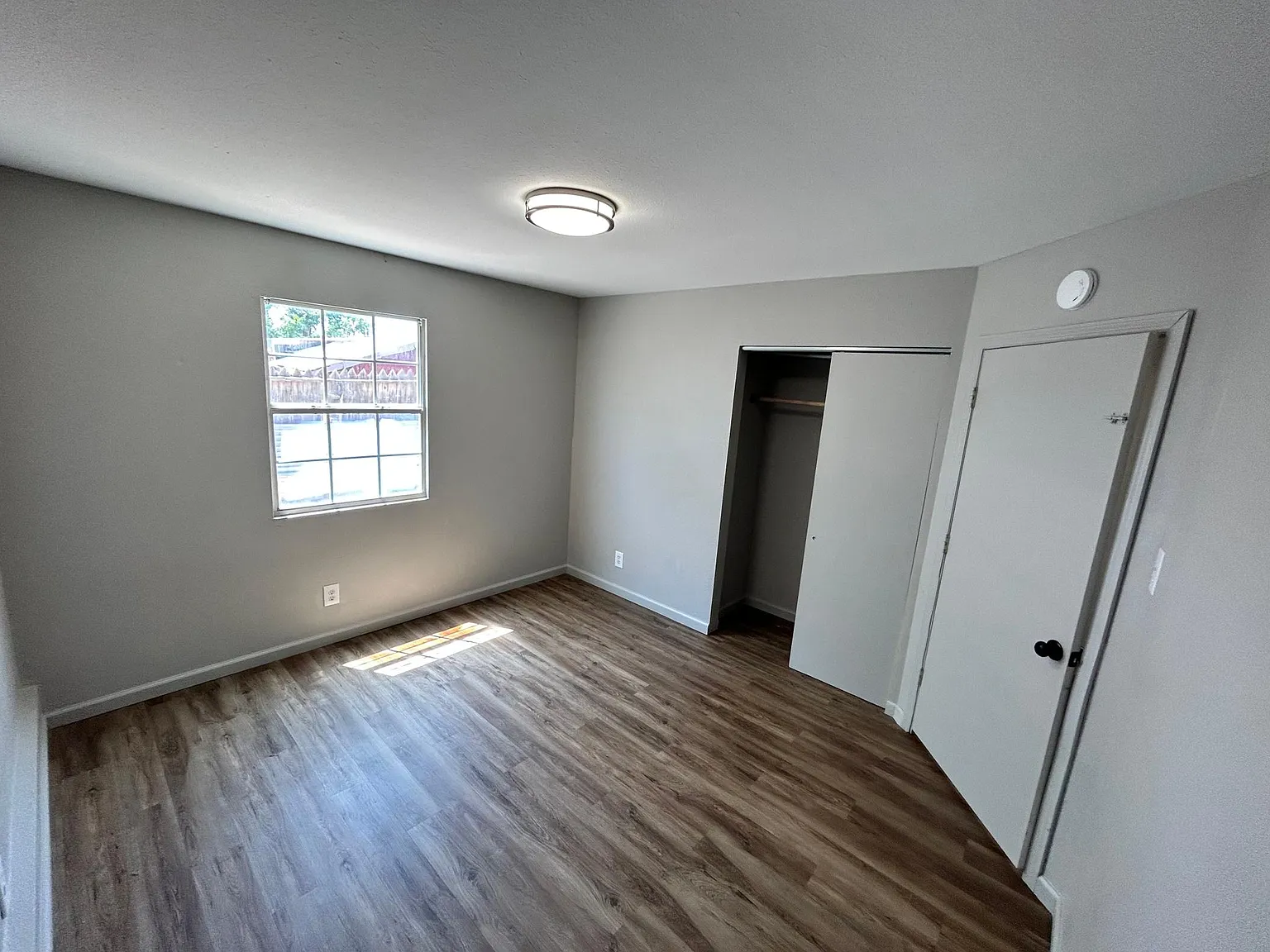 2 bed, 775 sqft, $1,100 — Photo 4