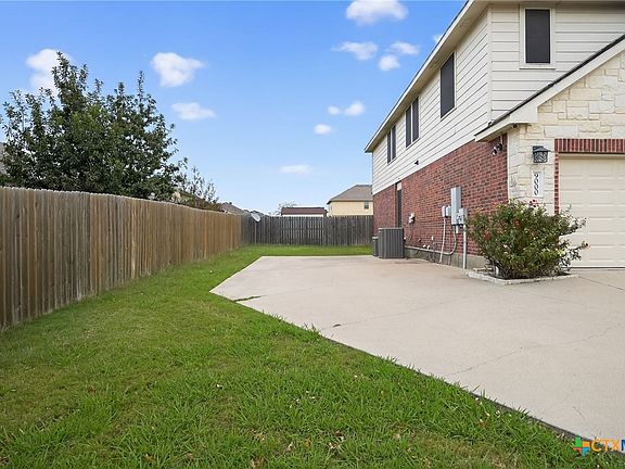 3rd image of 9000 Dunblane Dr