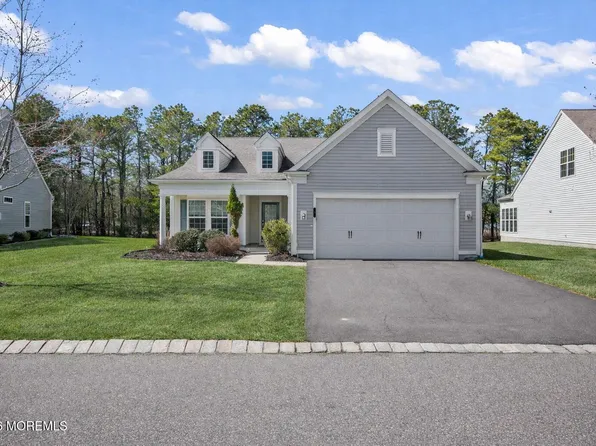 5 Gainsborough Lane, Manchester, NJ 08759