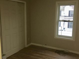 31 Southwick St #2, Chicopee, MA 01020