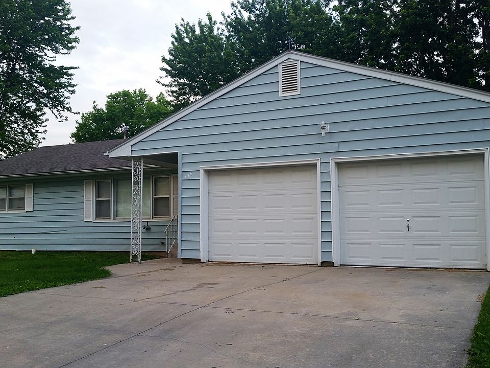 1st image of 125 Crescent Dr