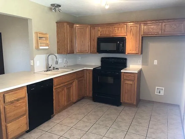 6029 SE 84th Pl — Photo 5