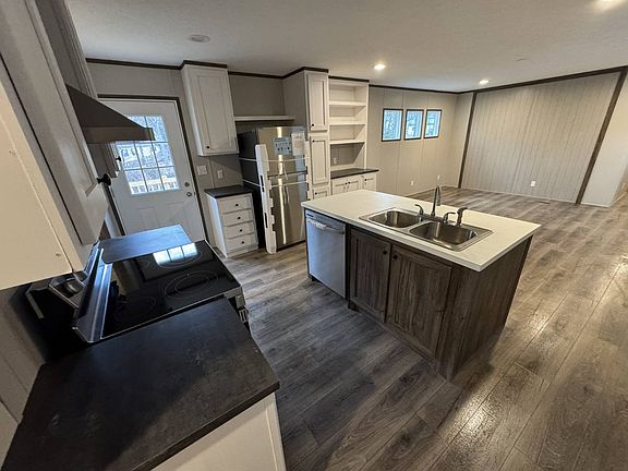 3rd image of 100 Near Lake Cir Lot 22
