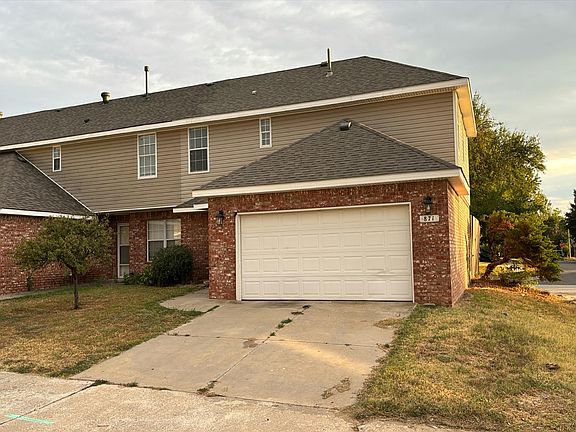 2nd image of 871 Rambling Oaks Dr