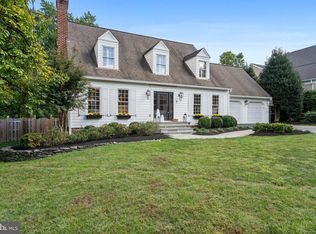 1213 Pine Hill Rd, Mc Lean, VA 22101