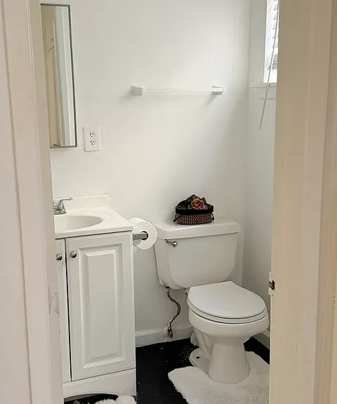 14811 Vanowen St #3 — Photo 12