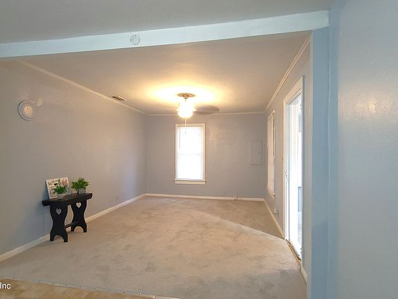 4th image of 6407 ELWOOD Avenue