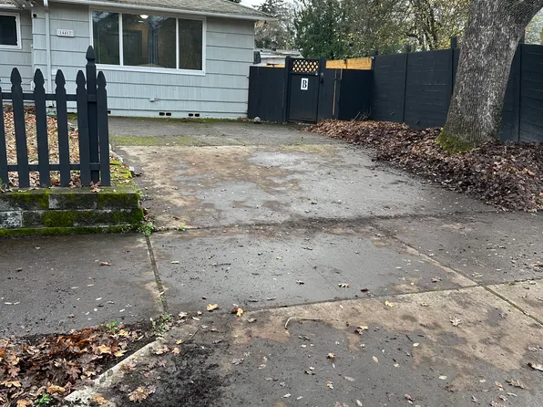 14417 Portland Ave SW, Lakewood, WA 98498