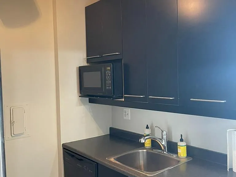 922 24th St NW #711 — Photo 32