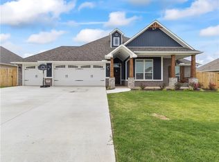 1901 Tull Dr, Pea Ridge, AR 72751