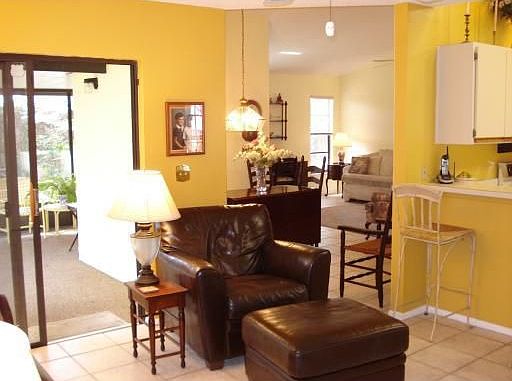 4th image of 8918 Bayaud Dr