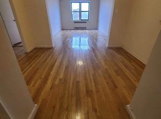 10825 72nd Ave, Forest Hills, NY 11375