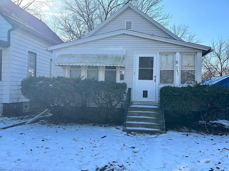 1st image of 713 E 144th St