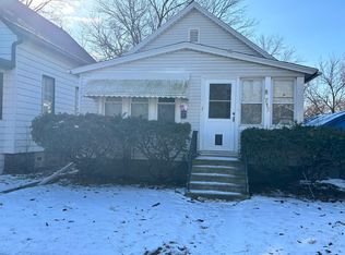 713 E 144th St, Dolton, IL 60419