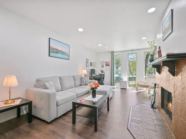 4627 Wild Indigo St APT 603, Houston, TX 77027