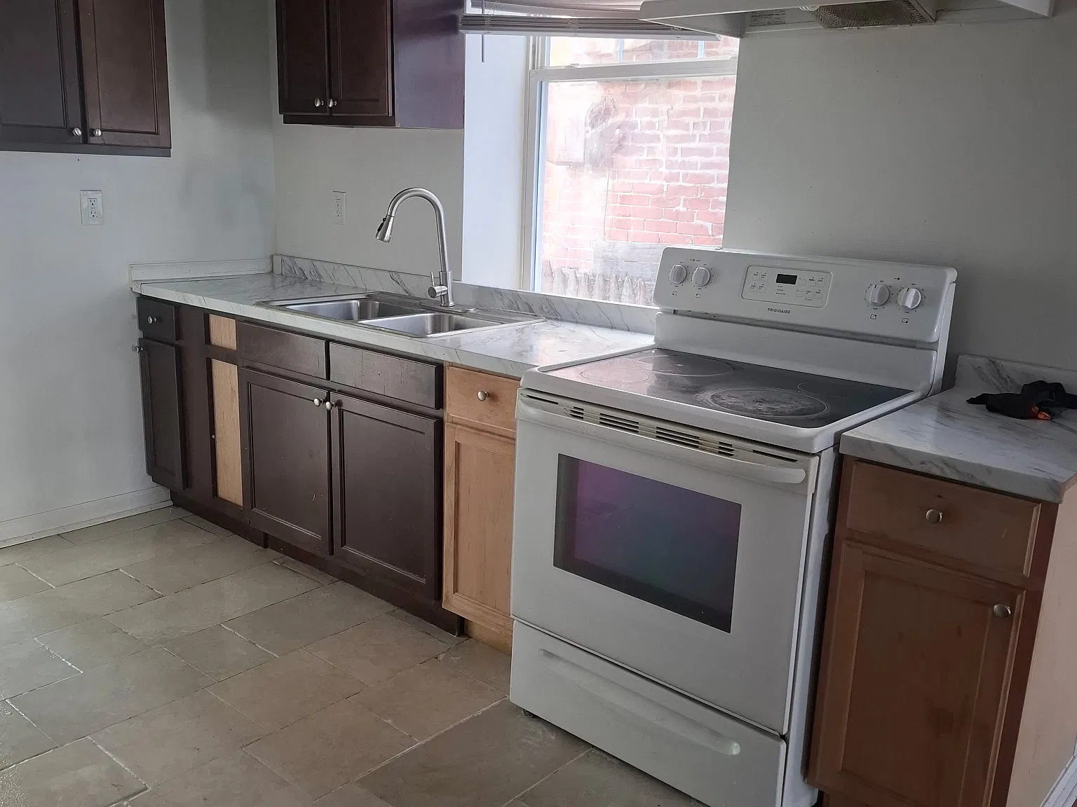 3 bed, 1440 sqft, $1,600 — Photo 1