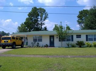 280 N Lorraine Dr, Mary Esther, FL 32569