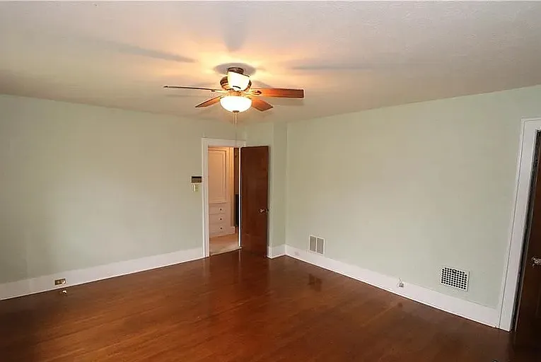 3304 Pelham Rd — Photo 20