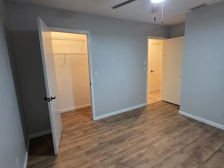 35120 Whispering Oaks Blvd — Photo 20