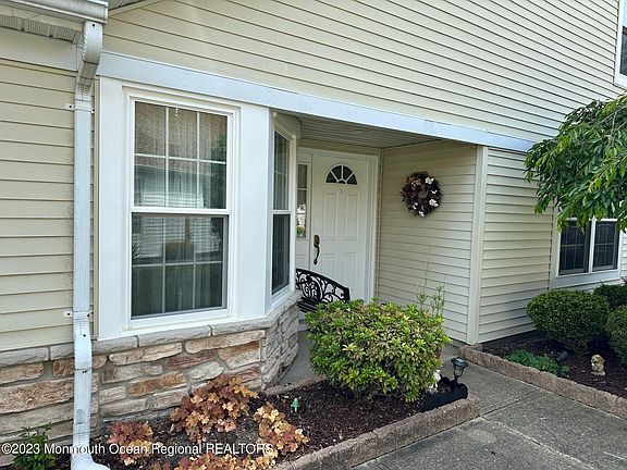 2nd image of 2310 Logan Court