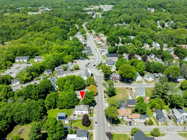 11 School Street, Lisbon, ME 04252