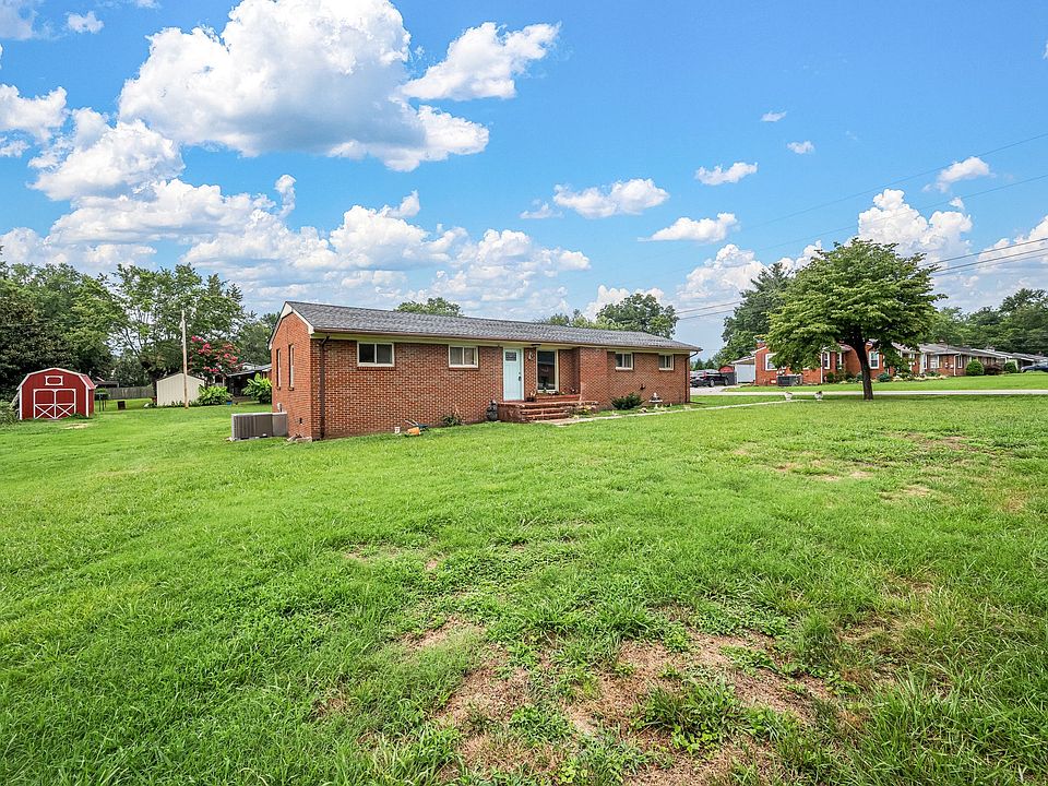 1st image of 503 Sunset Dr #A