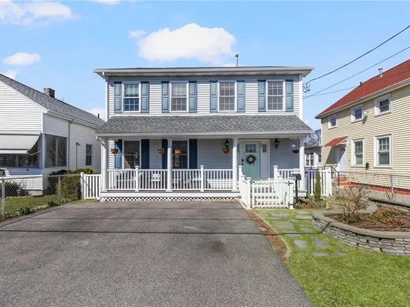 23 Annie St, Providence, RI 02908