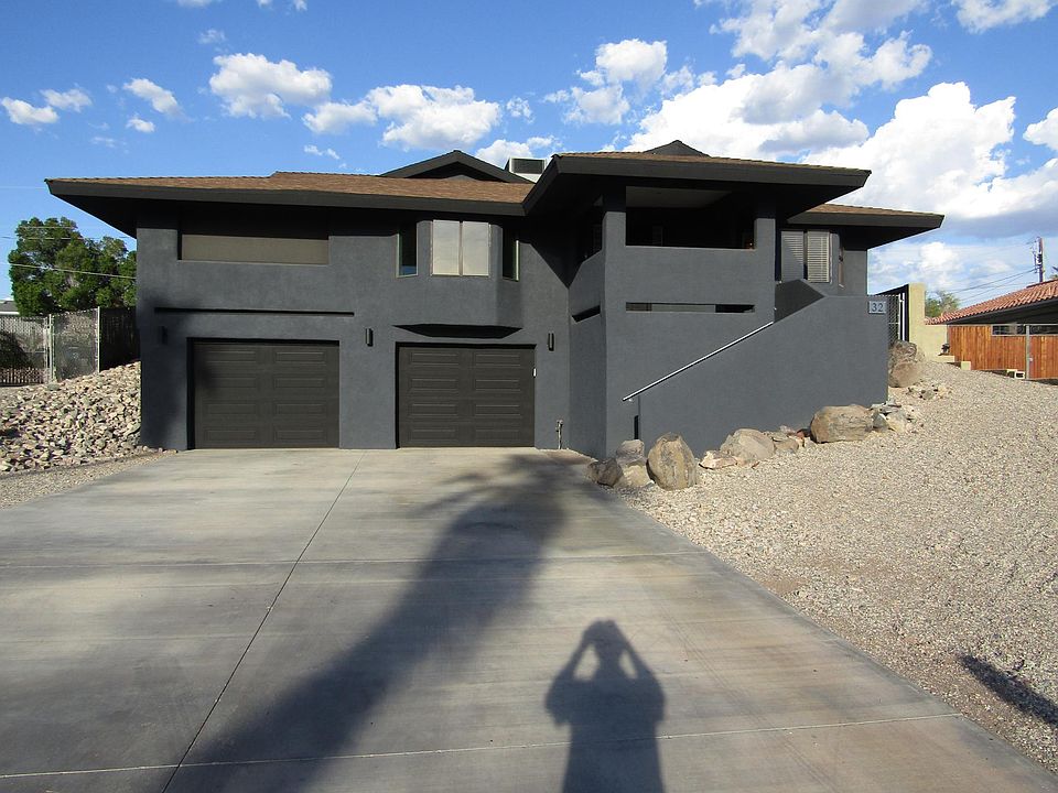 1st image of 32 Eastwind Dr
