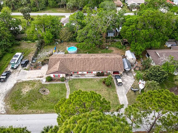 5th image of 1928 Travelers Palm Dr